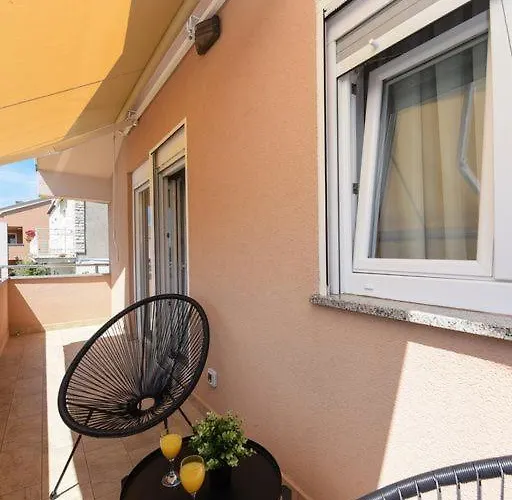 Matea 2 Nyaraló Zára