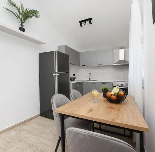 Matea 2 Vakantiehuis *