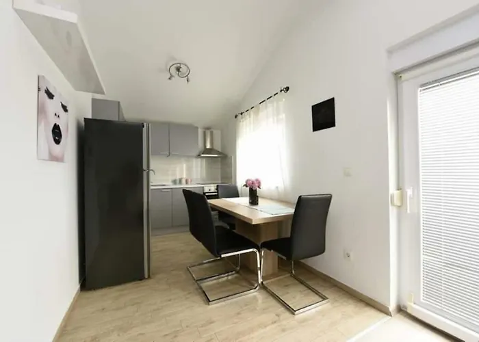 Matea 2 Holiday home